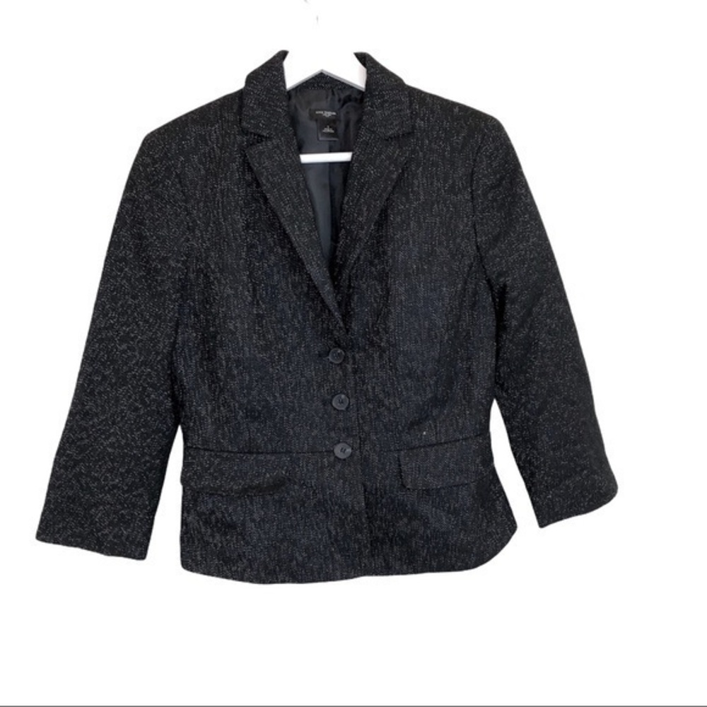 🔴4/$25 Ann Taylor Black White Design Blazer